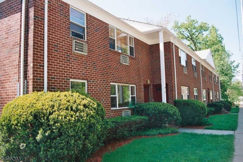 90 Mount Kemble Ave 11 Property Photo 38