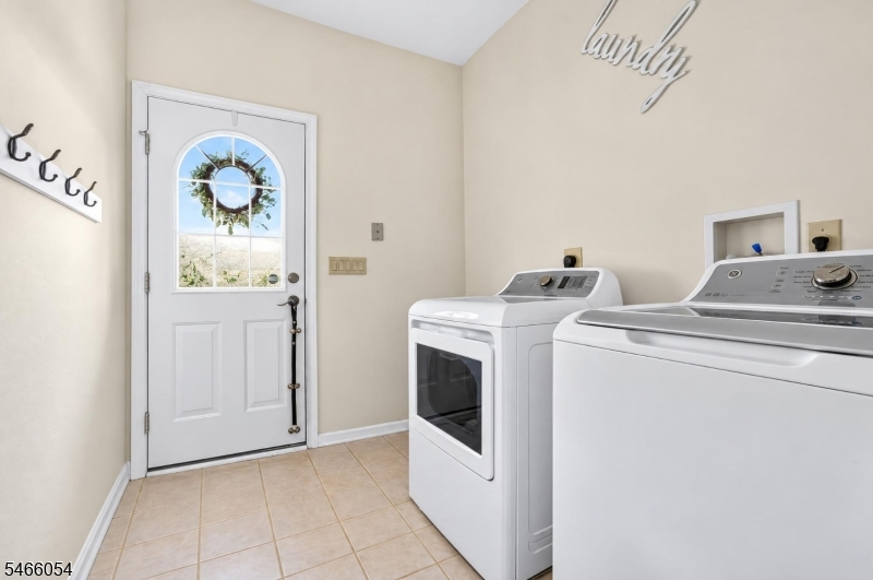 1 Mowder Road Property Photo 25
