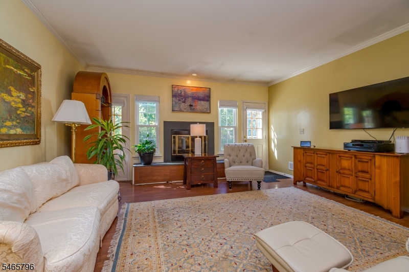 418 Hawkshead Way Property Photo 10