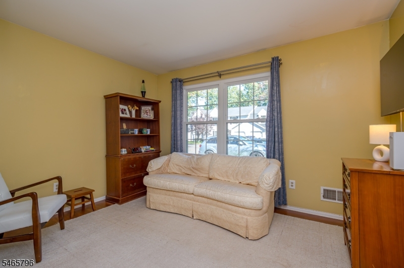 418 Hawkshead Way Property Photo 16