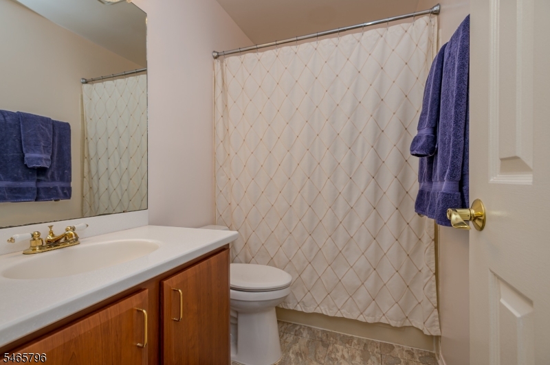 418 Hawkshead Way Property Photo 17
