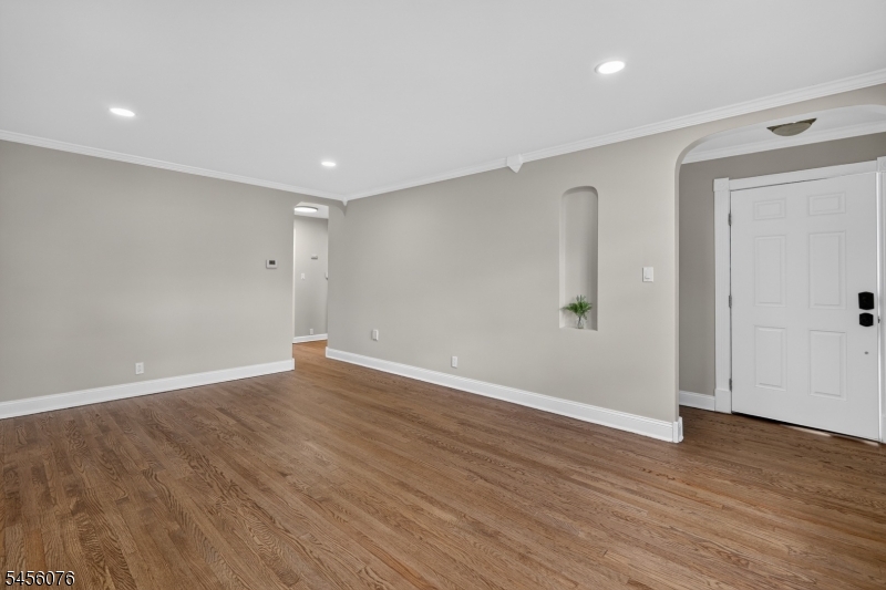 10 Campbell Rd Property Photo 6