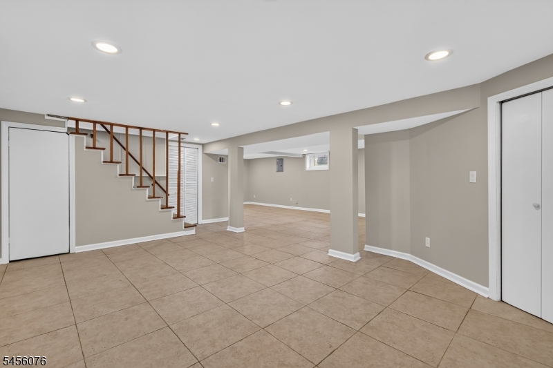 10 Campbell Rd Property Photo 24