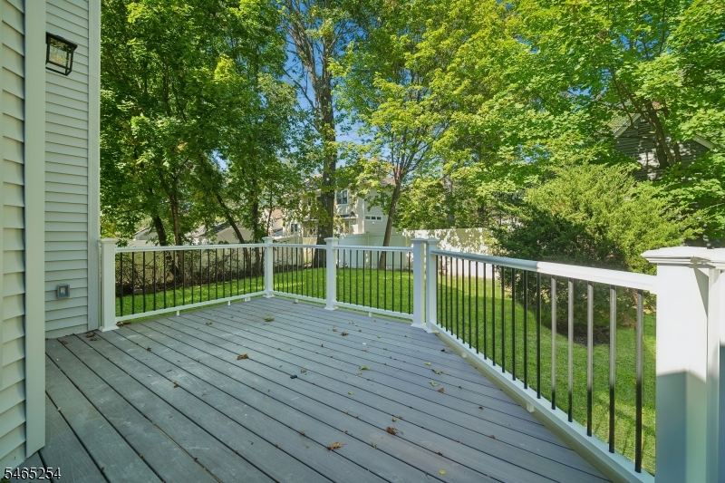 2 Macopin Dr Property Photo 28