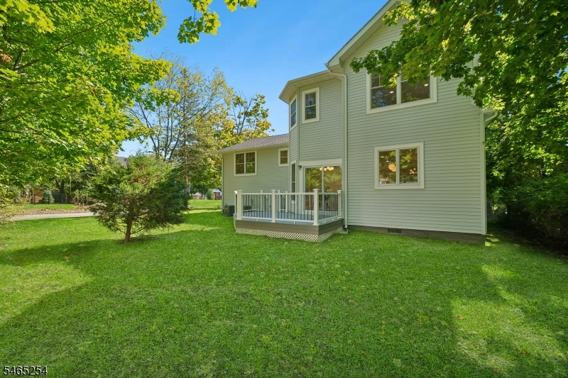 2 Macopin Dr Property Photo 30