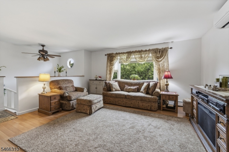 11 Vlietstra Dr Property Photo 4