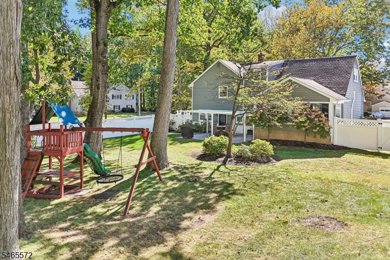 310 Old Grove Rd Property Photo 44
