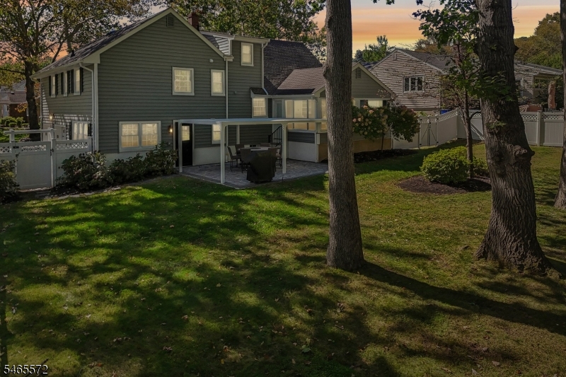 310 Old Grove Rd Property Photo 48