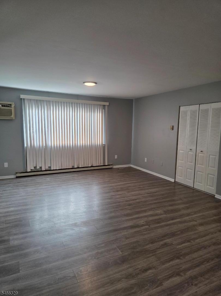 2 Honiss St 15 A Property Photo 4