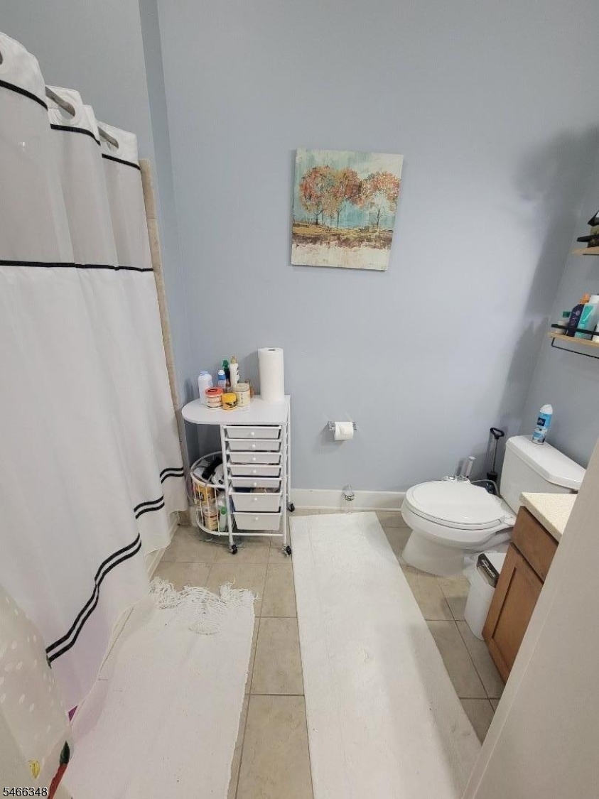 3 Greenwich Dr 84 Property Photo 6