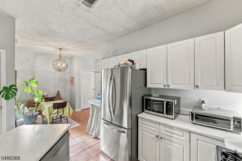 8311 Brittany Dr Property Photo 6