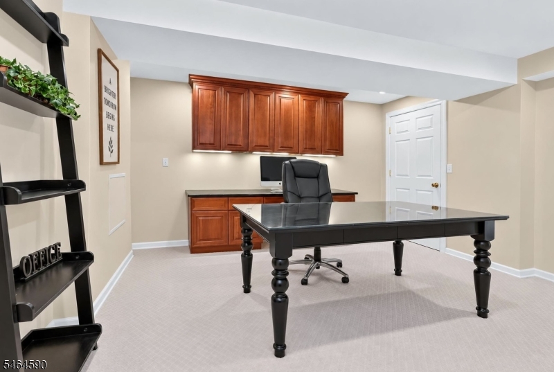 8 Chaucer Dr Property Photo 30