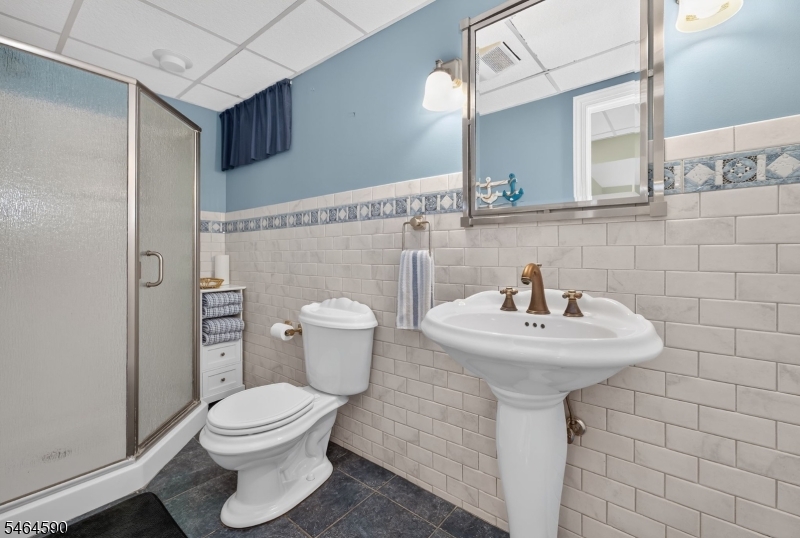 8 Chaucer Dr Property Photo 32