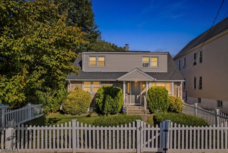 9 Raritan Ave Property Photo 1