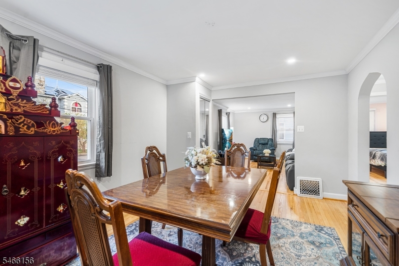 21 Center St Property Photo 8