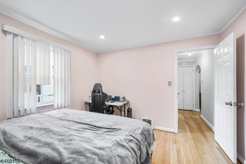 21 Center St Property Photo 10