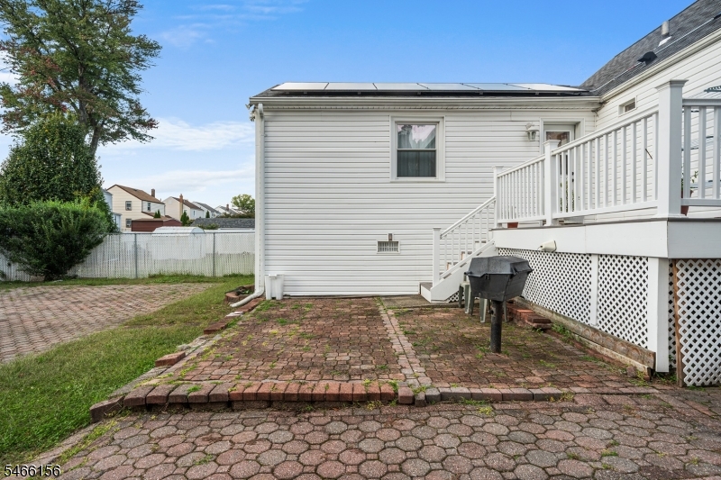 21 Center St Property Photo 32