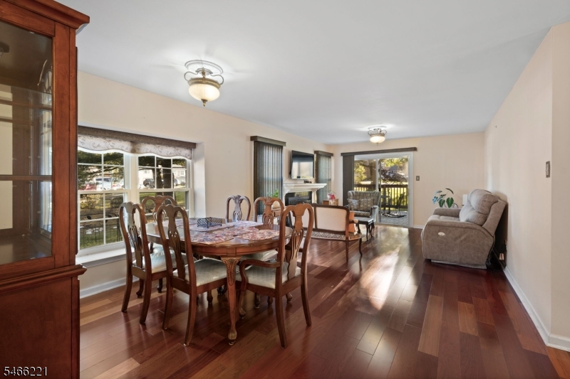 29 Avebury Pl Property Photo 6