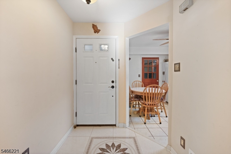 29 Avebury Pl Property Photo 13