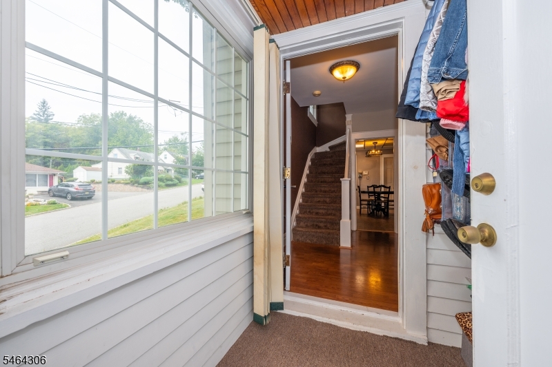 255 Pleasant Valley Way Property Photo 3