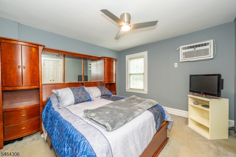 255 Pleasant Valley Way Property Photo 25
