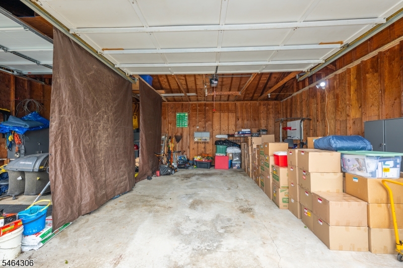 255 Pleasant Valley Way Property Photo 33