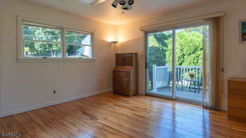 65 Parks Rd Property Photo 14