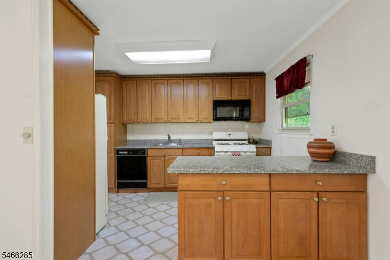 5 Downstream Dr Property Photo 19