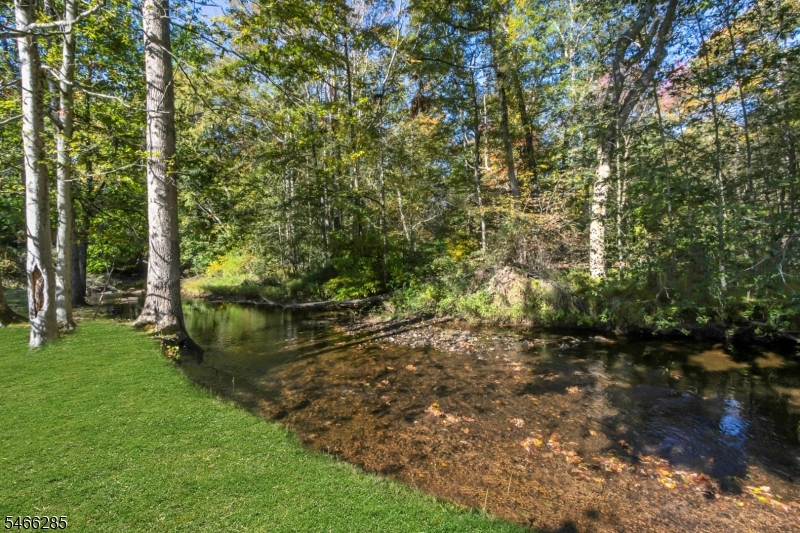 5 Downstream Dr Property Photo 47