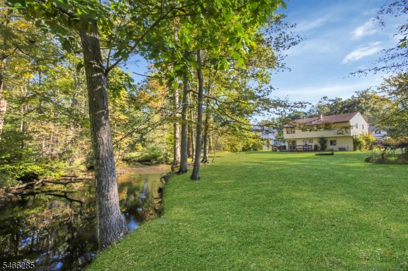 5 Downstream Dr Property Photo 48
