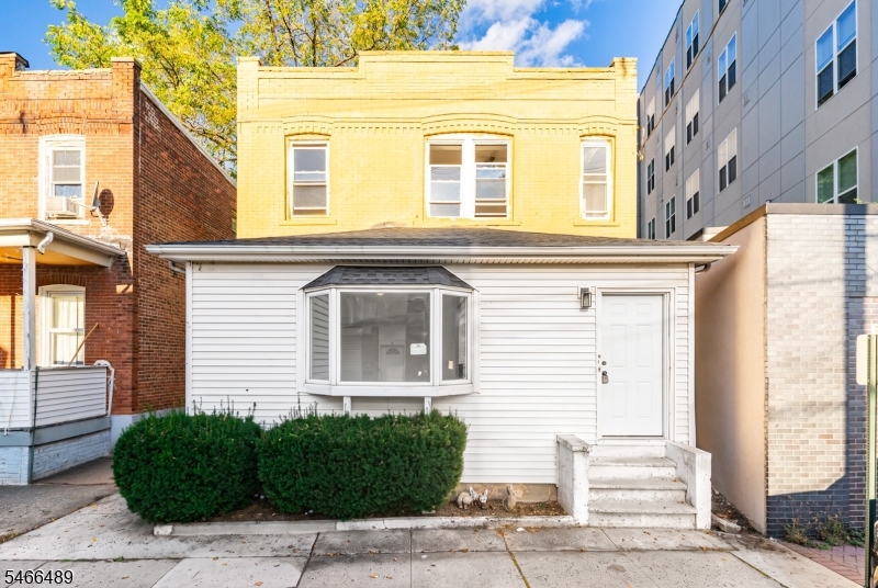 2 Drake St Property Photo 1