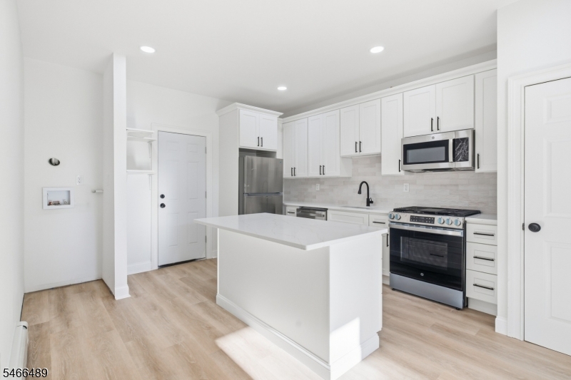2 Drake St Property Photo 7