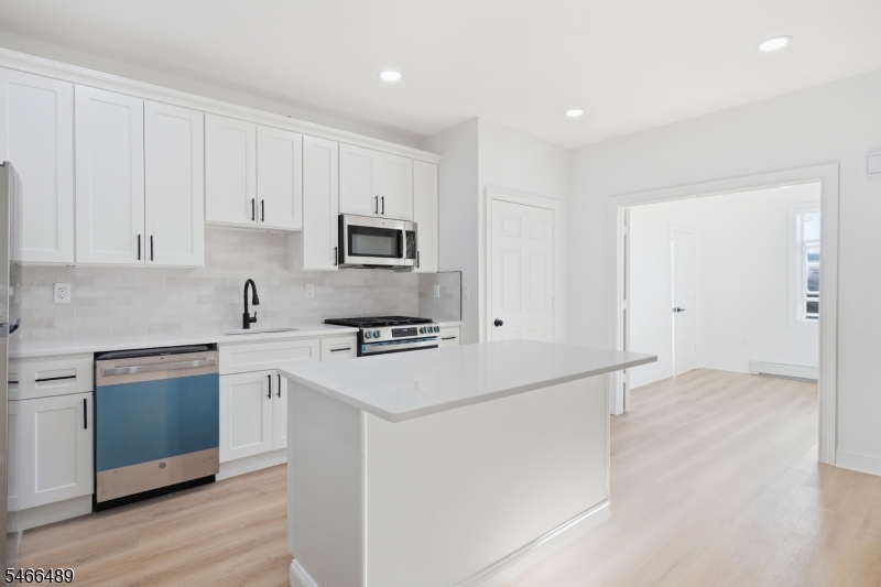 2 Drake St Property Photo 9