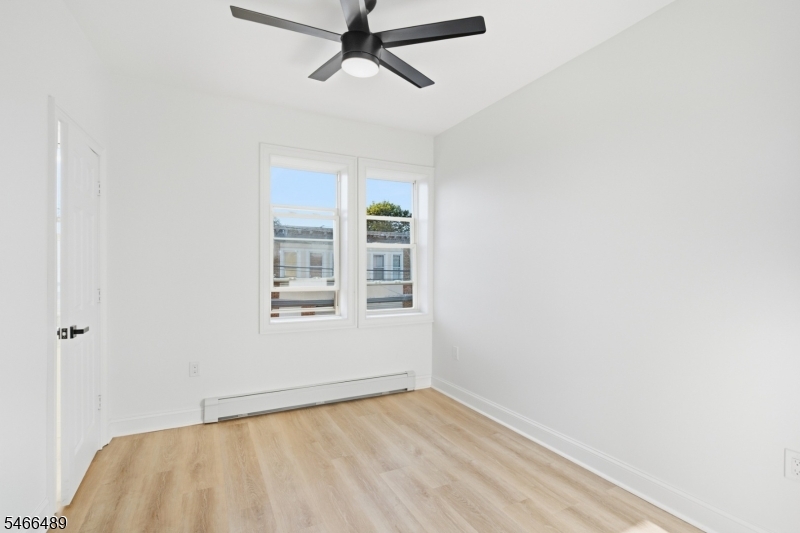 2 Drake St Property Photo 12
