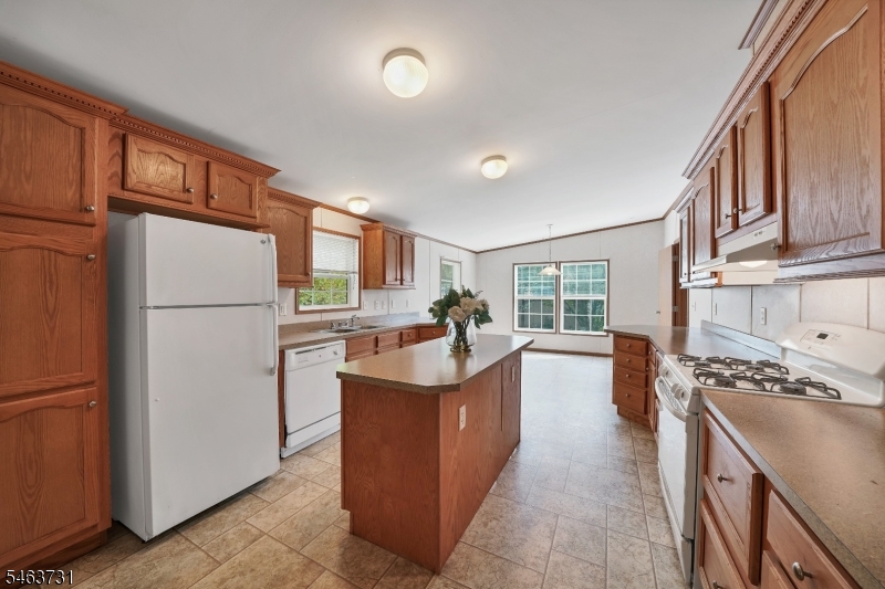 37 Sherwood Park Property Photo 2