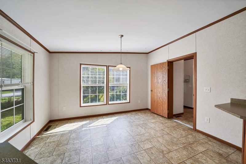 37 Sherwood Park Property Photo 4