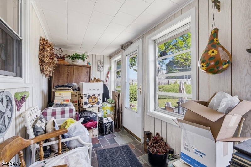 32 Broad St Property Photo 16