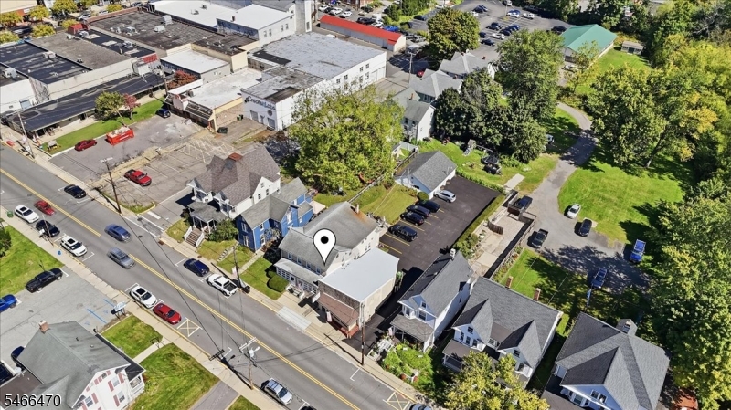 32 Broad St Property Photo 31