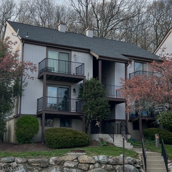 9163 Ashland Ct Property Photo 1