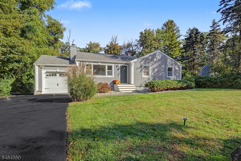 5 Hickory Pl Property Photo 6