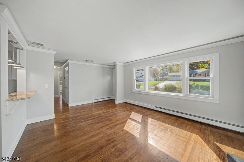 5 Hickory Pl Property Photo 12