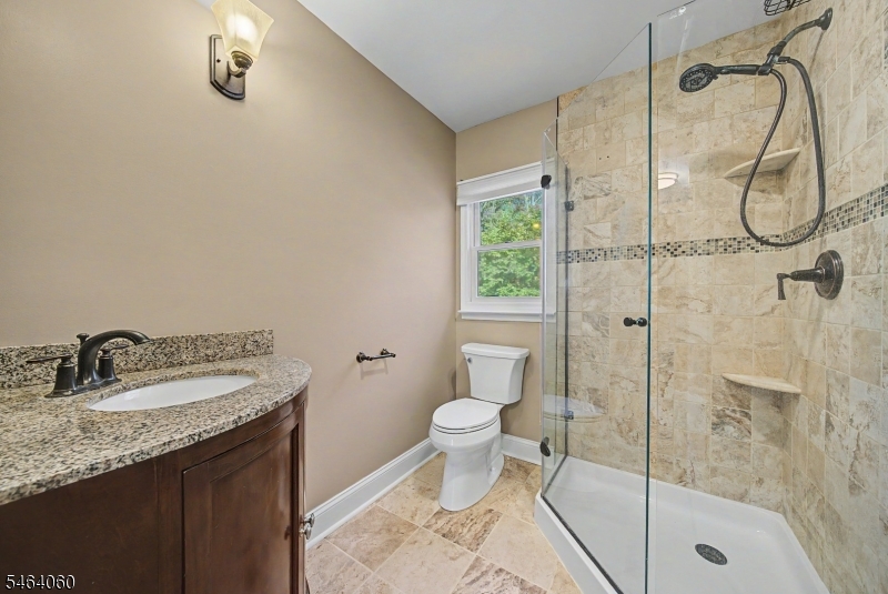 5 Hickory Pl Property Photo 28