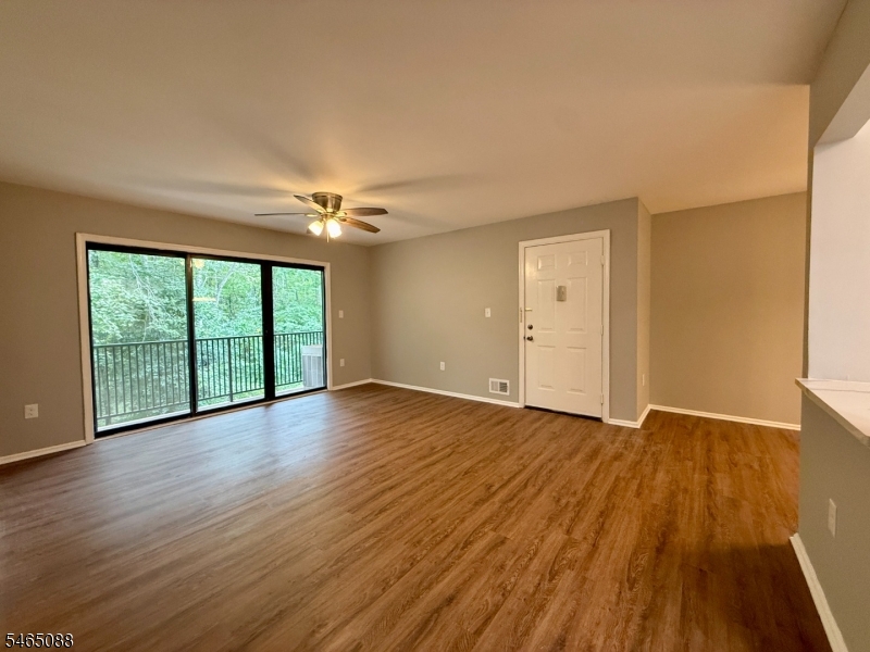 329 Penns Way Property Photo 8