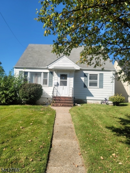 350 Elmwood Ter Property Photo 2