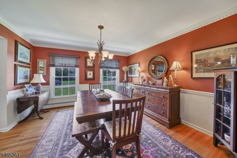 8 Elm Ct Property Photo 5