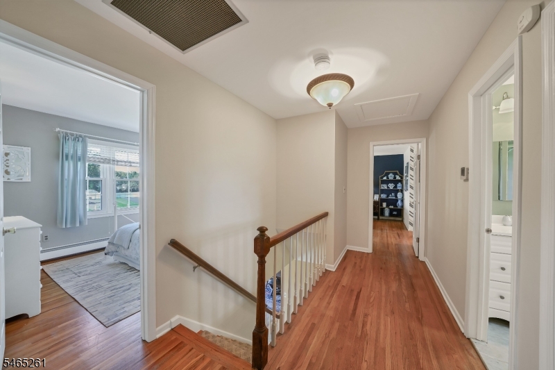 8 Elm Ct Property Photo 15