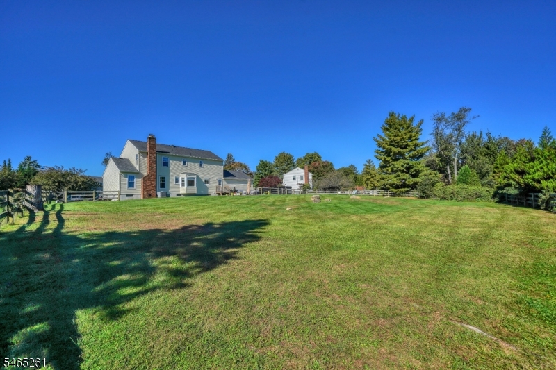 8 Elm Ct Property Photo 25