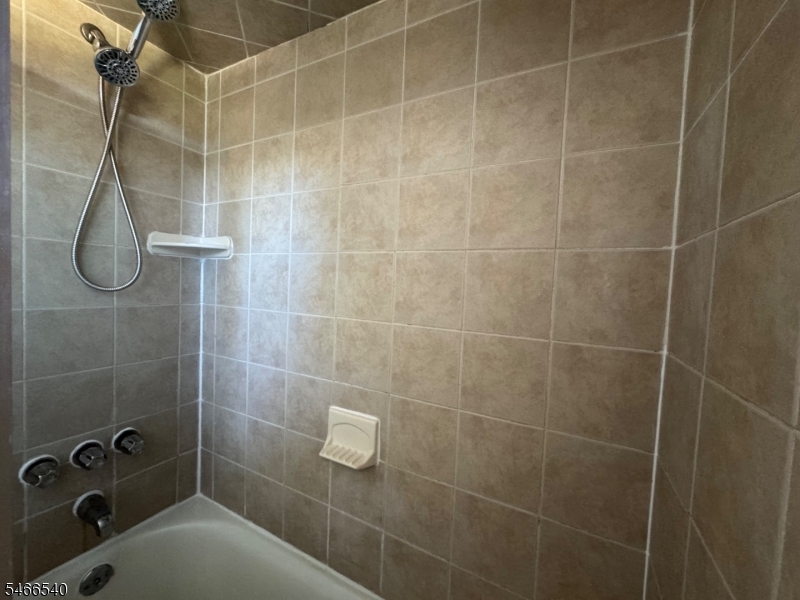 1 Underhill Ct Property Photo 12