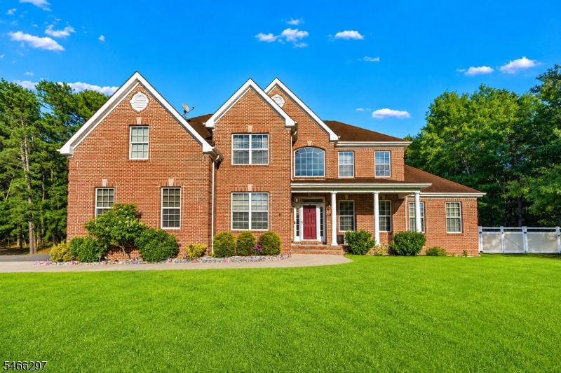 10 Altori Ct Property Photo 1
