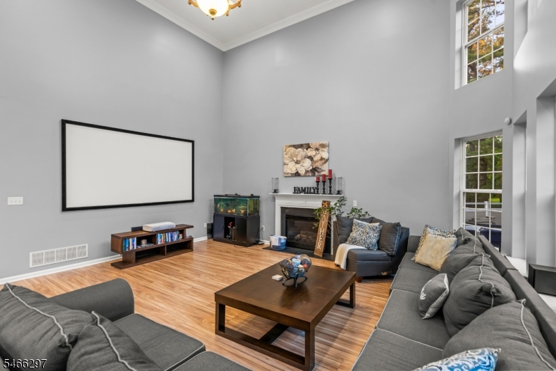 10 Altori Ct Property Photo 3